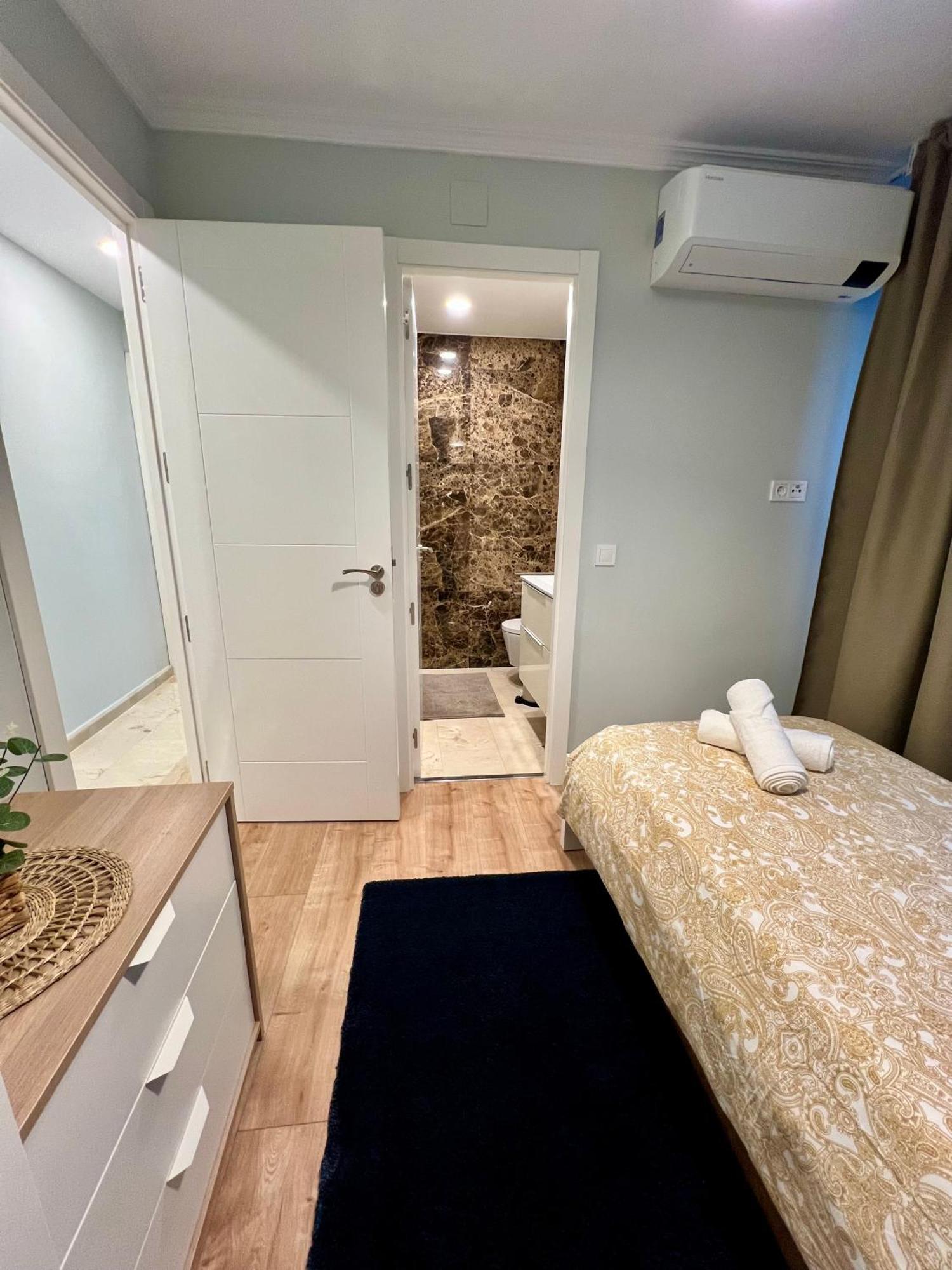 Apartamentos Prestige Suites Malaga IV Exterior photo