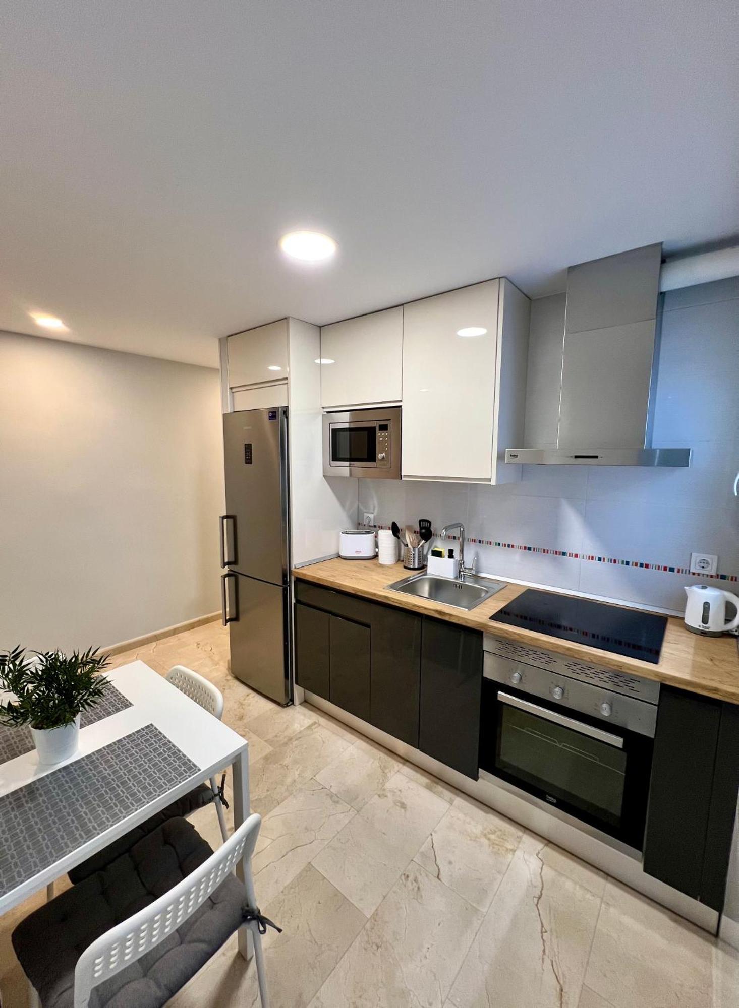 Apartamentos Prestige Suites Malaga IV Exterior photo